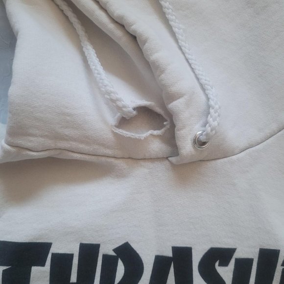 White and black distressed thrasher hoodie - Picture 4 of 6